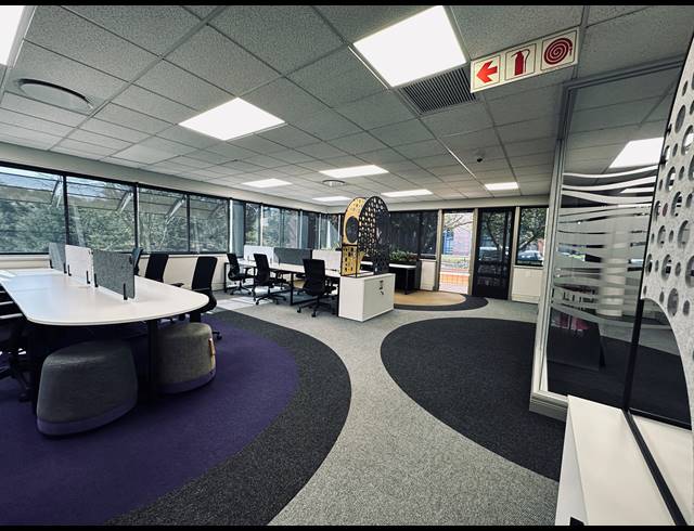 574M² OFFICE TO LET IN WOODMEAD
